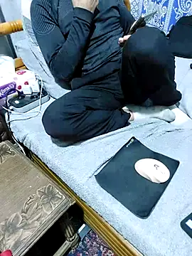 yazinyazin1 online show from March 10, 2026, 9:31 pm