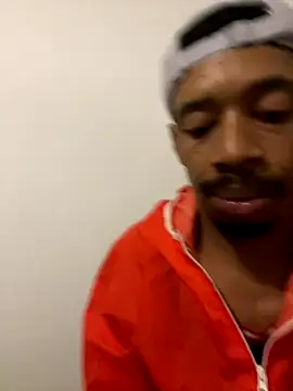 Snapshot of fitsexyman chatting on October 2, 2025, 7:32 pm fitsexyman online show from October 2, 2025, 7:32 pm