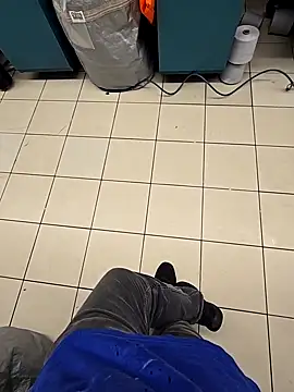 Snapshot of sisman31 chatting on September 17, 2025, 7:37 pm sisman31 online show from September 17, 2025, 7:37 pm