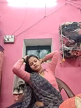 Manvi tyagi online show from October 30, 2025, 5:09 am