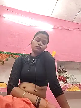 Manvi tyagi online show from November 1, 2025, 5:26 pm