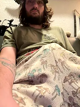 Snapshot of crashnasty chatting on October 9, 2025, 3:37 am crashnasty online show from October 9, 2025, 3:37 am