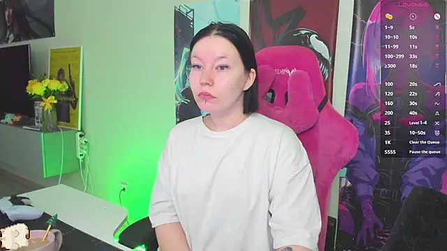 Snapshot of MargarettRose chatting on October 2, 2025, 3:02 am MargarettRose online show from October 2, 2025, 3:02 am