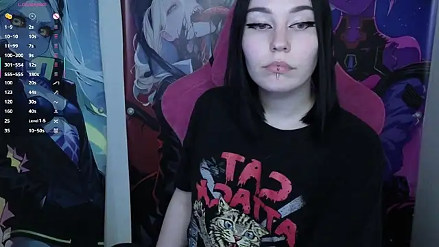 MargarettRose online show from April 6, 2026, 4:46 am