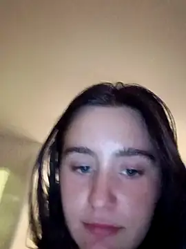 freakylittlebitch69 online show from September 25, 2025, 9:18 pm