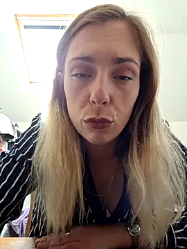 Snapshot of SexyAlya chatting on September 26, 2025, 3:27 pm SexyAlya online show from September 26, 2025, 3:27 pm