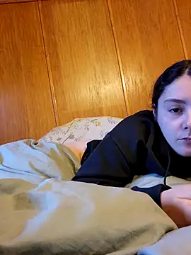 Snapshot of YoungLiisaxx chatting on December 2, 2025, 7:14 am YoungLiisaxx online show from December 2, 2025, 7:14 am