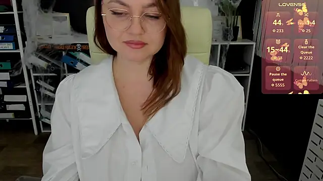 Snapshot of _feel_me_ chatting on October 30, 2025, 1:51 am feel me online show from October 30, 2025, 1:51 am