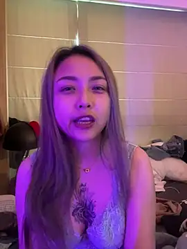 tw feibaby online show from March 12, 2026, 4:51 am