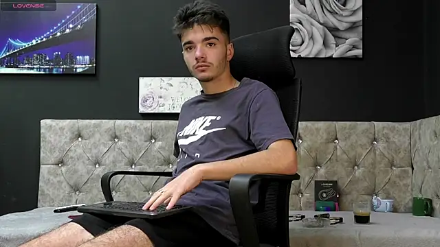 LextasyScott online show from September 20, 2025, 5:08 am