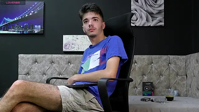 LextasyScott online show from September 22, 2025, 4:58 am