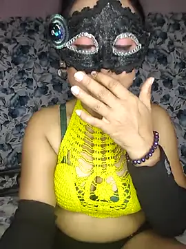 Snapshot of yours_sugar_babe chatting on May 11, 2026, 10:32 am yours sugar babe online show from May 11, 2026, 10:32 am