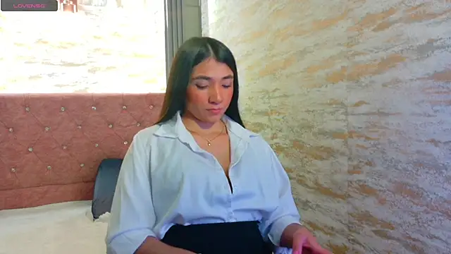 Snapshot of Aurora_jones11 chatting on September 25, 2025, 3:43 am Aurora jones11 online show from September 25, 2025, 3:43 am