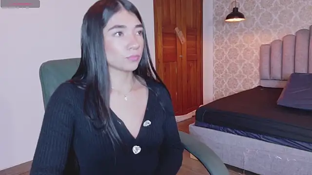 Snapshot of Aurora_jones11 chatting on October 22, 2025, 4:13 am Aurora jones11 online show from October 22, 2025, 4:13 am