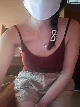 LazdyLy online show from September 30, 2025, 2:22 pm