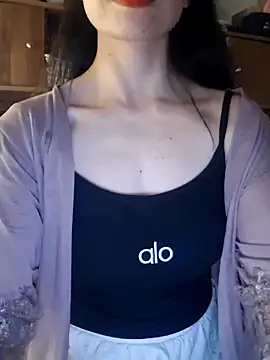 LazdyLy online show from October 22, 2025, 1:44 pm