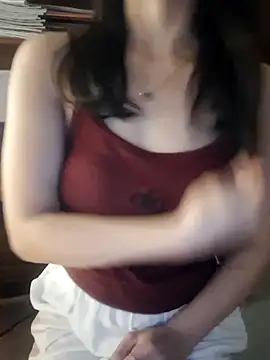 LazdyLy online show from November 5, 2025, 3:01 pm