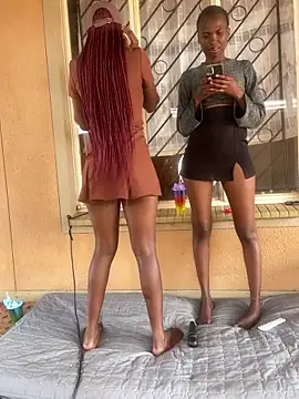 Melanin2002 online show from September 11, 2025, 1:00 pm