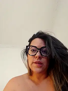 Snapshot of Nicoleefaith_ chatting on May 9, 2026, 11:48 am Nicoleefaith online show from May 9, 2026, 11:48 am