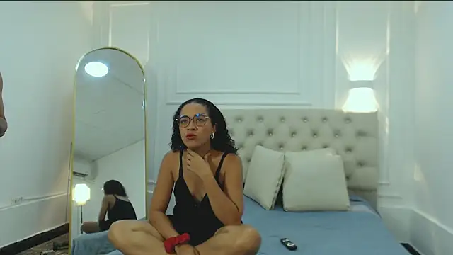 charlotte dante212 online show from October 25, 2025, 3:47 am