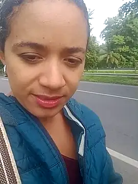 charlotte dante212 online show from November 12, 2025, 1:44 pm