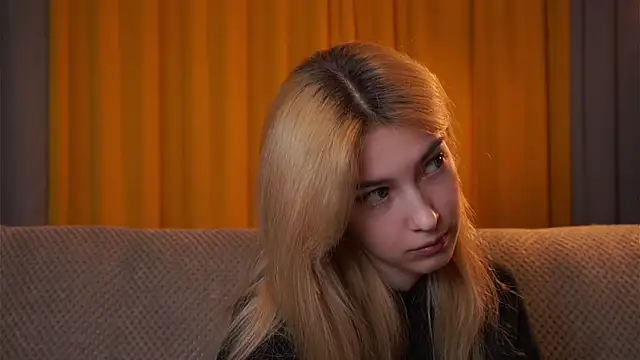 AngelicRice online show from March 29, 2026, 1:22 pm