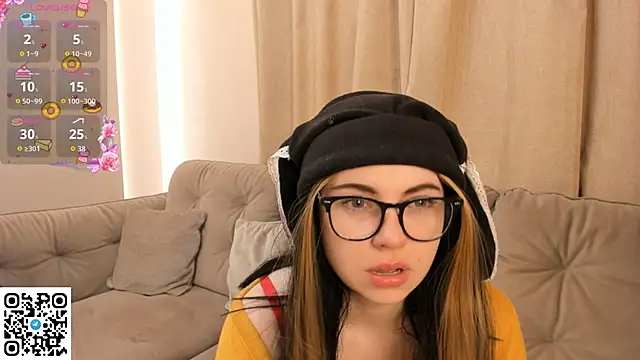 EvaBlimey online show from October 30, 2025, 6:48 am