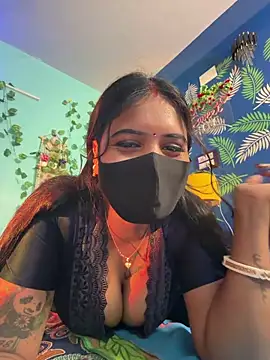 V-Hot-Sweti online show from April 21, 2026, 3:24 am