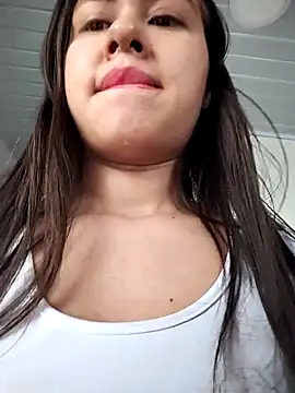 Layla fontainex x online show from September 22, 2025, 11:45 am