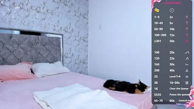 Layla fontainex x online show from October 14, 2025, 2:40 pm