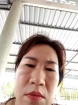 Huong xxx online show from September 19, 2025, 2:35 am