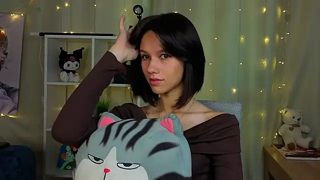 MyeshaTress online show from September 14, 2025, 5:39 am
