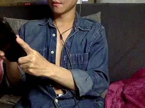 Zzchu online show from September 23, 2025, 6:00 pm