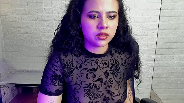 Dafne Cleo online show from September 19, 2025, 9:59 pm