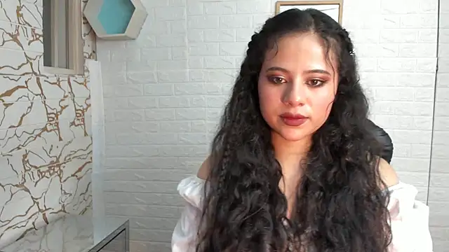 Dafne Cleo online show from September 22, 2025, 10:34 pm