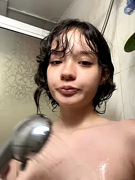 Snapshot of sukubo__ chatting on October 6, 2025, 6:05 pm sukubo online show from October 6, 2025, 6:05 pm