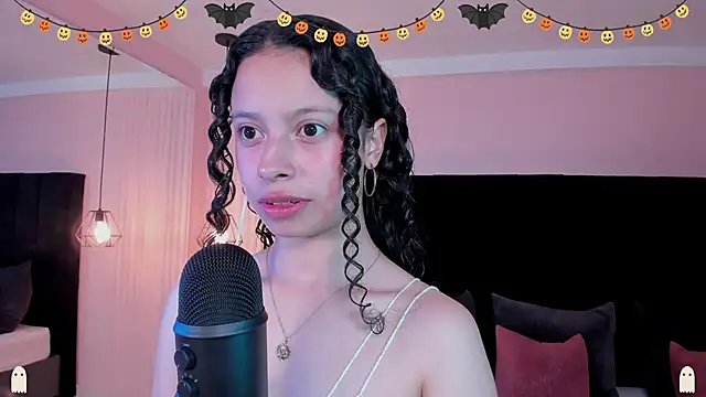 selene rousse online show from October 31, 2025, 3:07 am