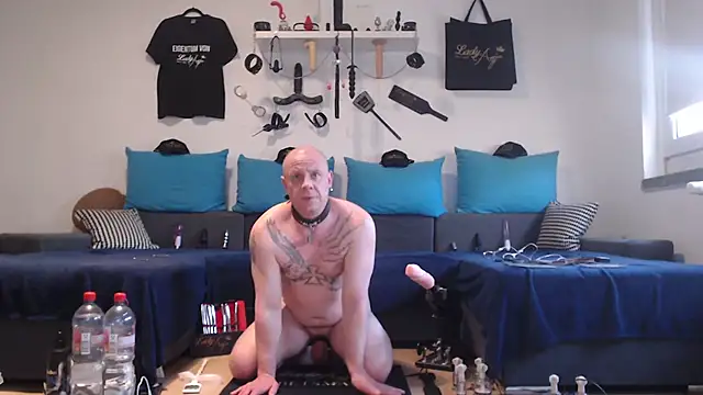 Sklave-Sille online show from April 17, 2026, 5:05 pm