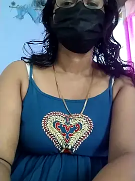 NehaQn online show from September 12, 2025, 6:57 am