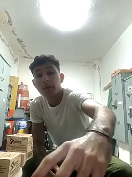 Babyalejandro 20 online show from September 23, 2025, 6:38 am