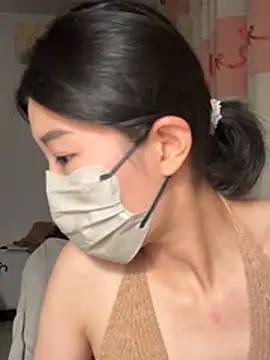 Lulu125216 online show from May 31, 2026, 3:19 pm