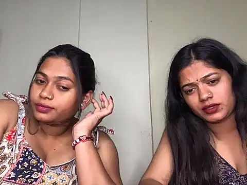 HoleyCoupon online show from January 9, 2026, 5:15 pm