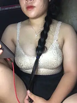 Linhmai bb online show from September 14, 2025, 3:33 pm