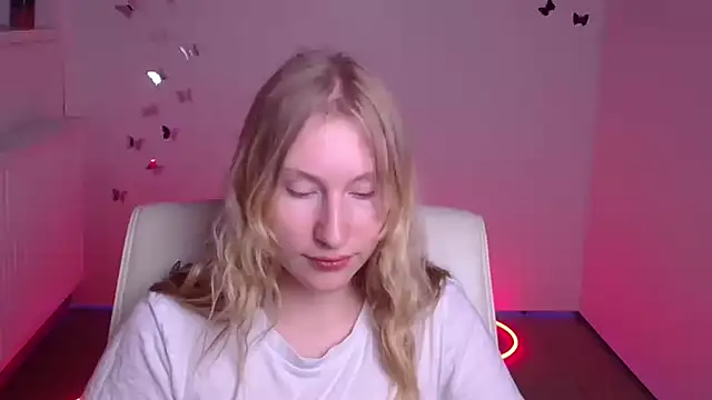 Elizabeth Kissa online show from September 9, 2025, 11:21 am