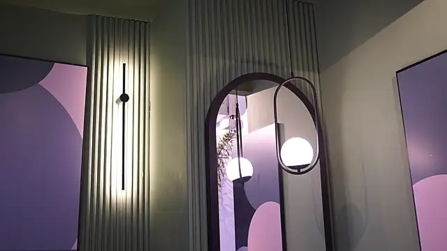 Tayler Kim online show from October 3, 2025, 6:27 pm