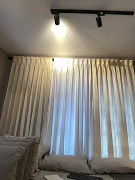 Tayler Kim online show from March 3, 2026, 6:47 pm