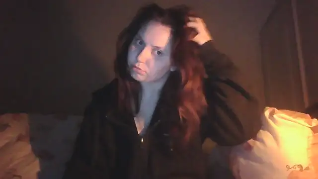 RoseMaee online show from October 5, 2025, 9:45 pm