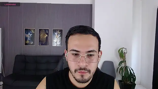 Arontrey21 online show from September 13, 2025, 7:13 pm