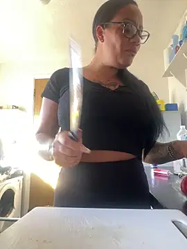 sugarsweetie8000 online show from September 25, 2025, 2:43 pm