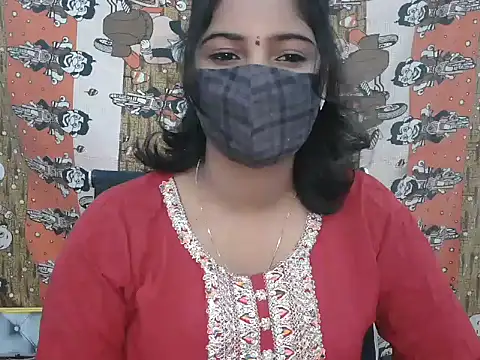 Hott Noor online show from October 13, 2025, 5:35 pm